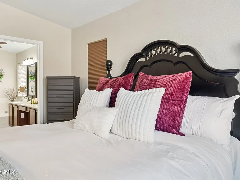 4002 W Questa Dr — Photo 24