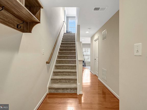 4th image of 15425 Rosemont Manor Dr