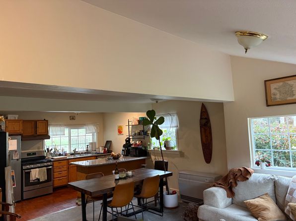 2051 Pomponio Creek Rd