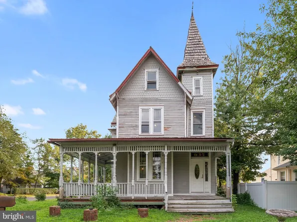 635 Morgan Ave, Palmyra, NJ 08065