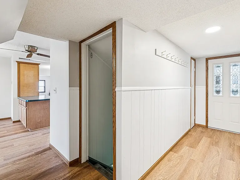 220 B St — Photo 29