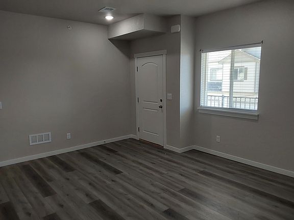 3rd image of 1749 Westward Cir