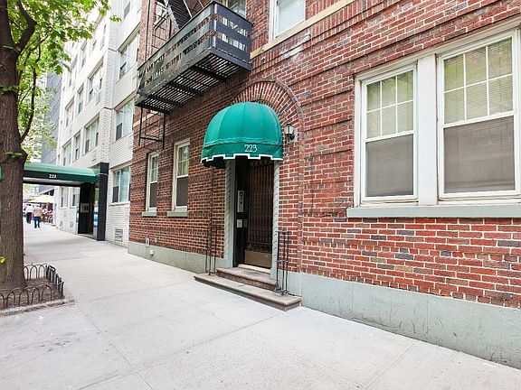 4th image of 223 E 50th St APT 6D