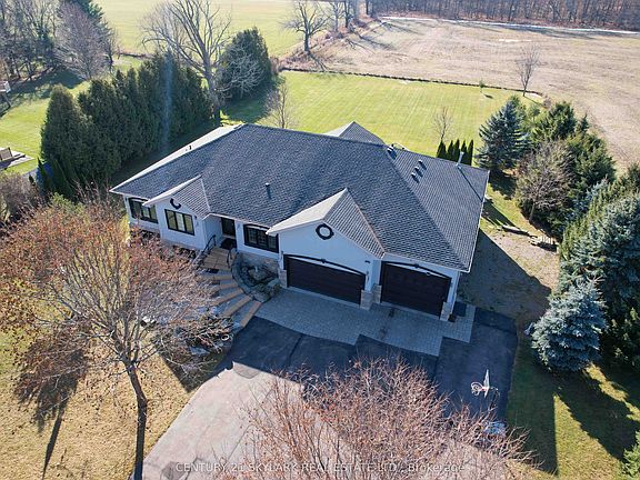 3rd image of 18200 Mountainview Rd