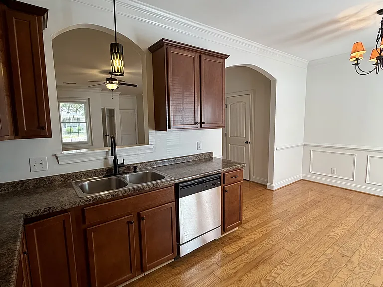 508 Capstone Dr #1 — Photo 10