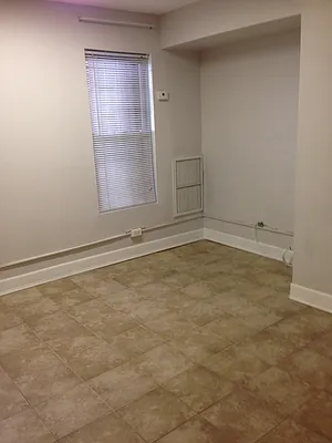 Rented by Elinor Taasa, LREB | media 33