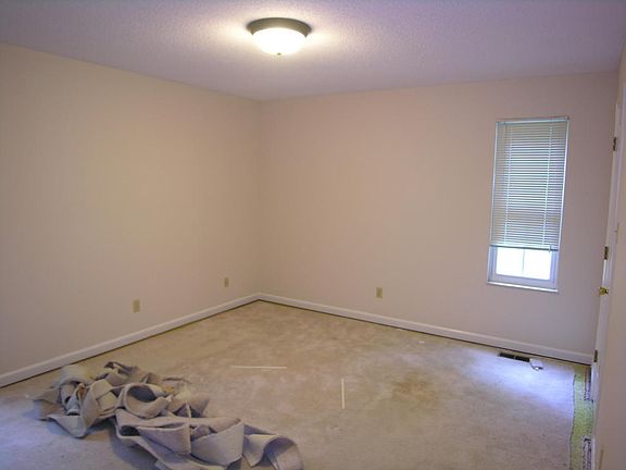 3rd image of 1861 Stonebrook Dr