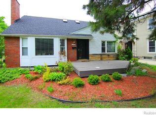 1990 Maryland Blvd, Birmingham, MI 48009