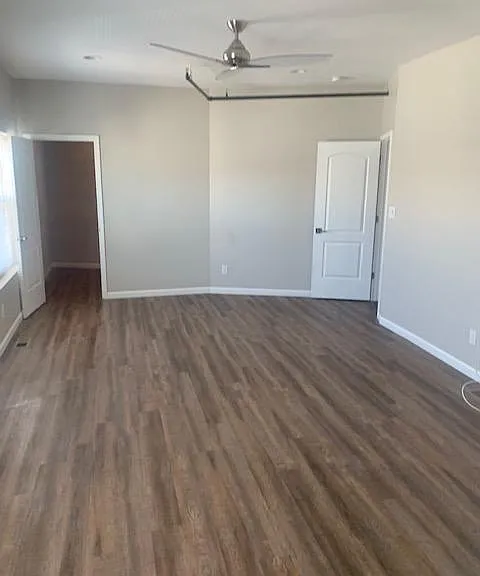 6639 Clayton Ave — Photo 2