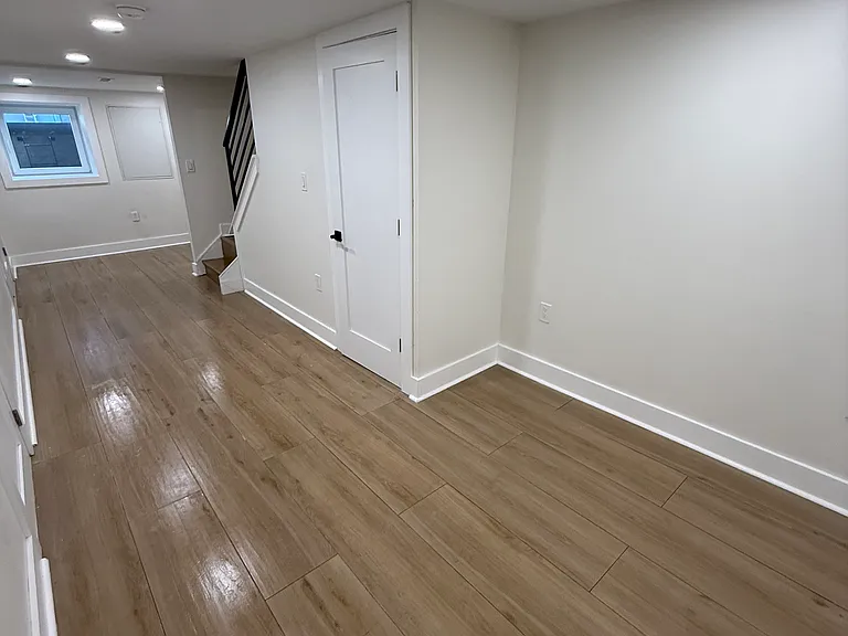 155 W Palmer St — Photo 11