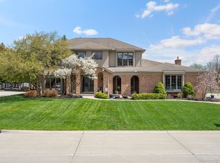 3136 Glengrove Dr, Rochester Hills, MI 48309