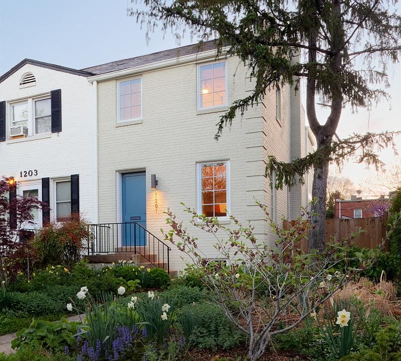 1st image of 1201 Colonial Ave