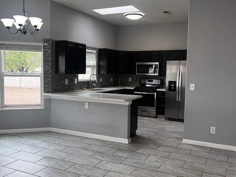 1860 Ash Dr SW — Photo 5
