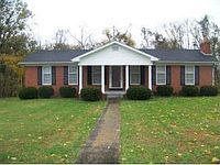 1st image of 401 Redwood Dr