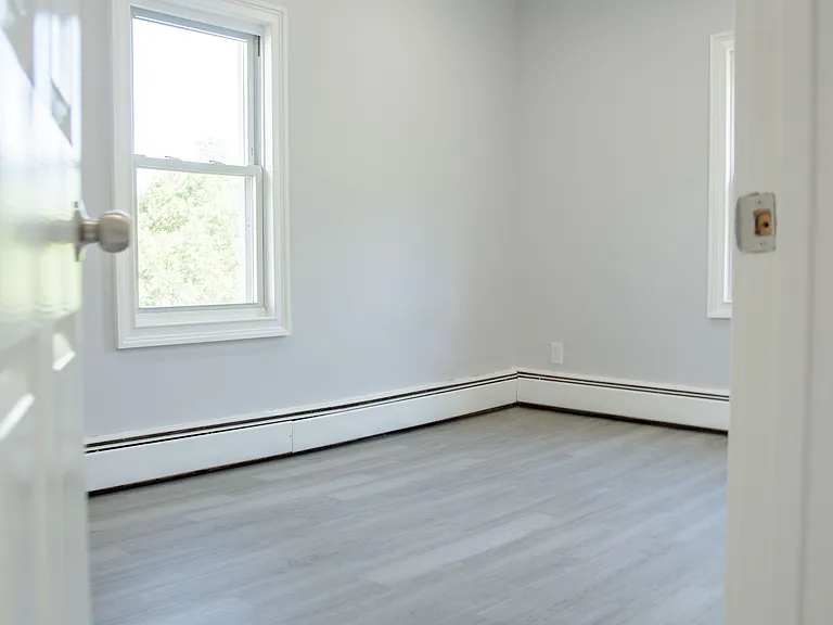 3230 Lexington Ave #13 — Photo 22