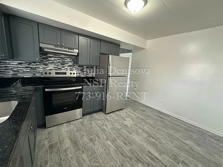 1302 Carol St #A — Photo 3