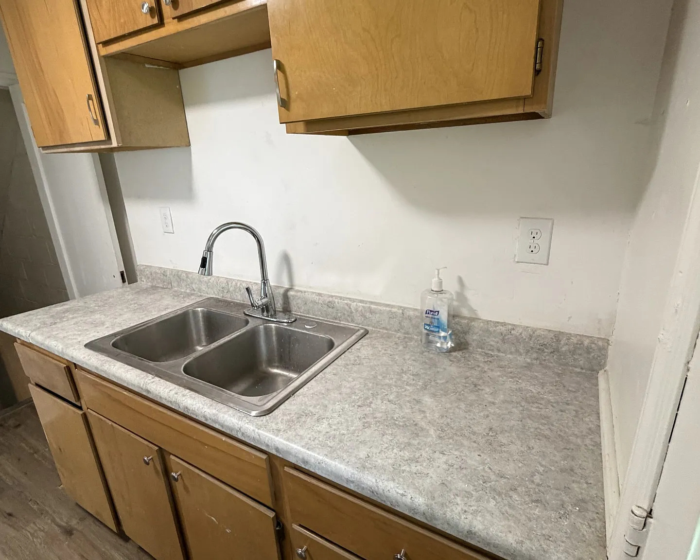 2 bed, 832 sqft, $1,200 — Photo 4