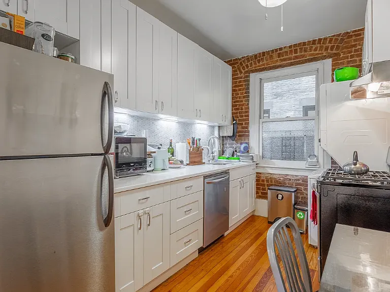 227 Riverside Dr #3W — Photo 2