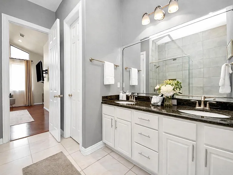 3507 Jackson St — Photo 23