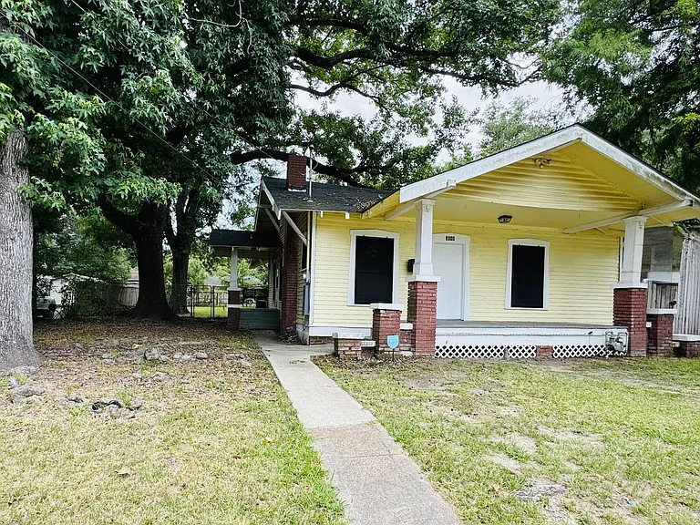 3648 Evangeline St — Photo 37
