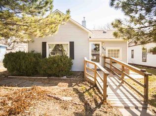 705 W 4th St, Mccook, NE 69001