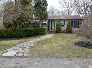 24 Diane Dr, Coventry, RI 02816