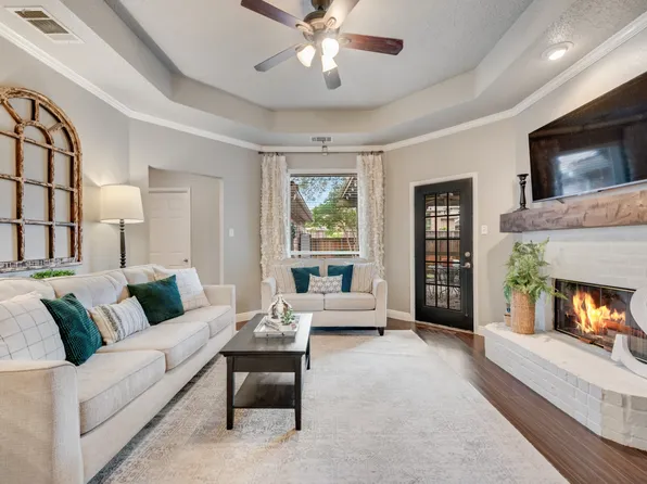 1730 Dartbrook Dr, Rowlett, TX 75089