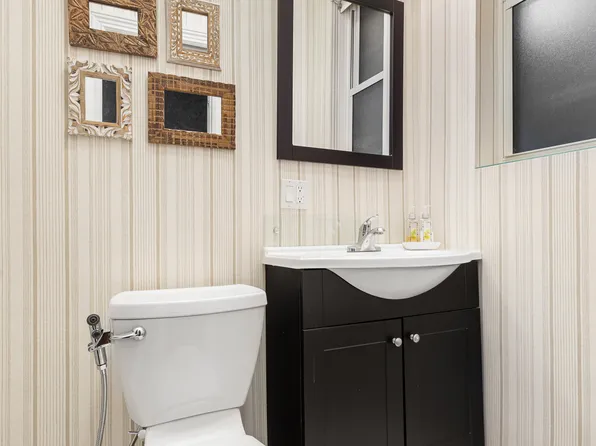 57 West 58th Street 6G image 13 of 14