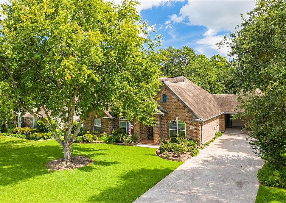 1st image of 8035 Miller Dr