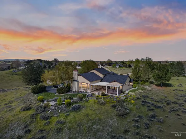 9810 Grand Teton Trl, Middleton, ID 83644