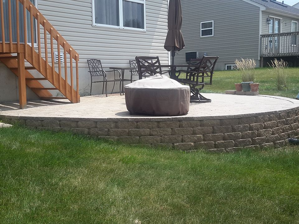 2nd image of 51 Meadowcrest Dr