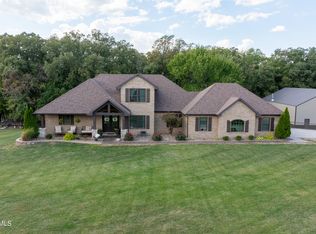 11065 Ridge Fork Dr, Holts Summit, MO 65043