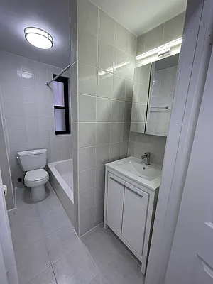 Rented by Oxford Property Group | media 5