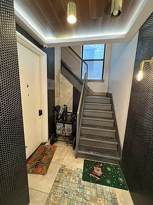 Rented by Delmark Realty LLC | media 101