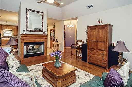 5th image of 8125 Meadowdale Dr