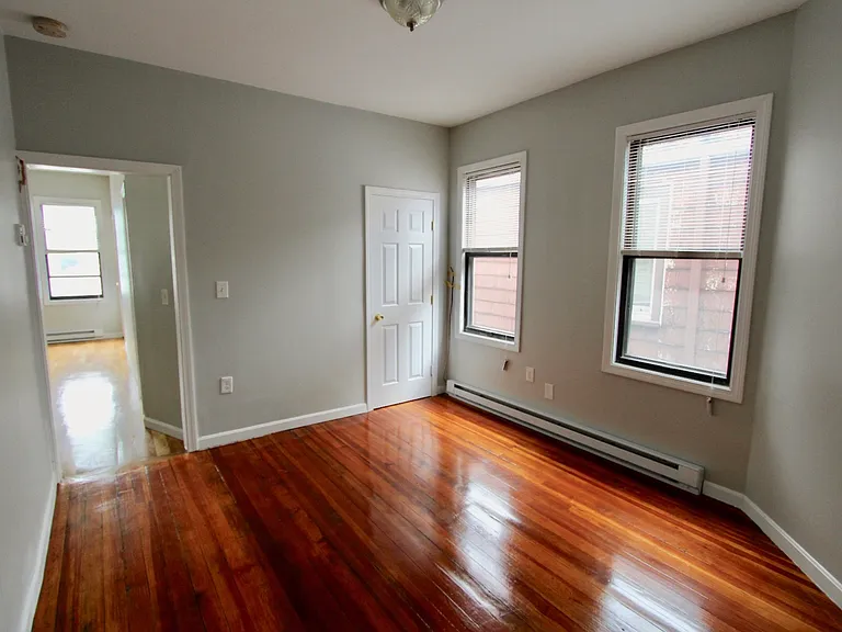 358 Princeton St #2B — Photo 3