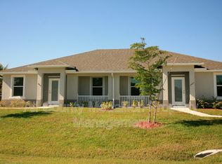 7469 Pebble Beach Rd, Fort Myers, FL 33967