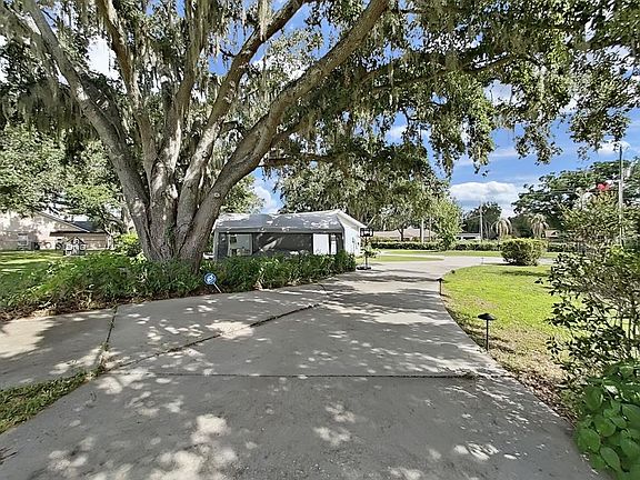 5th image of 3707 BLOOMINGDALE AVENUE