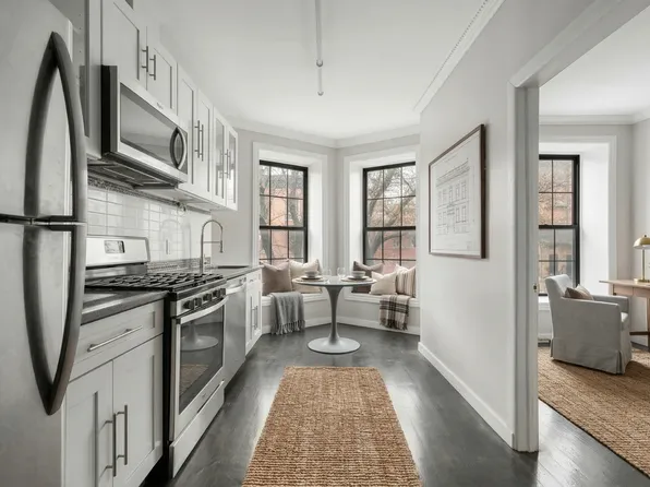 286 Clifton Place image 1 of 10