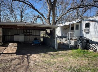 408 S Rusk St, De Leon, TX 76444