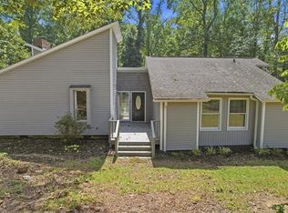 2409 Shelia Dr, Greensboro, NC 27406