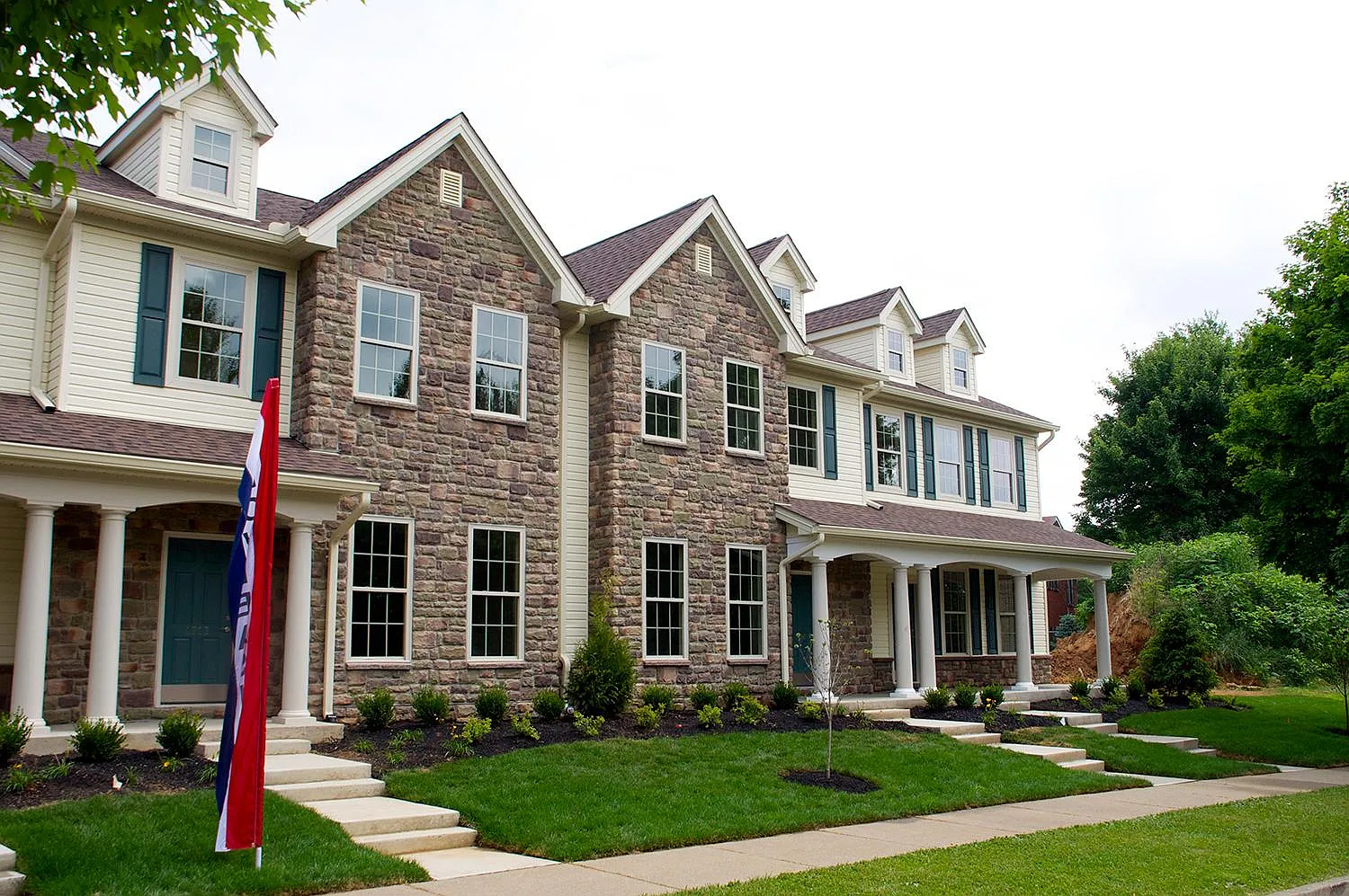 East Hills Townhomes at Bethlehem — Photo 2