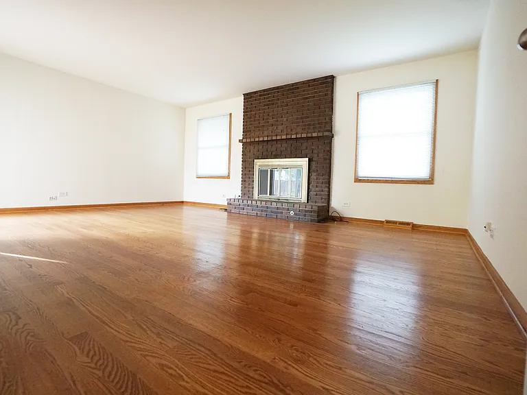 6S546 Sussex Rd — Photo 17