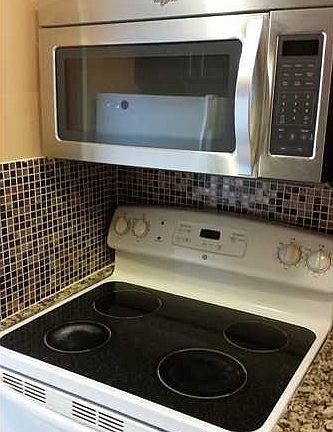 3rd image of 19001 NE 2nd Ave APT 1408