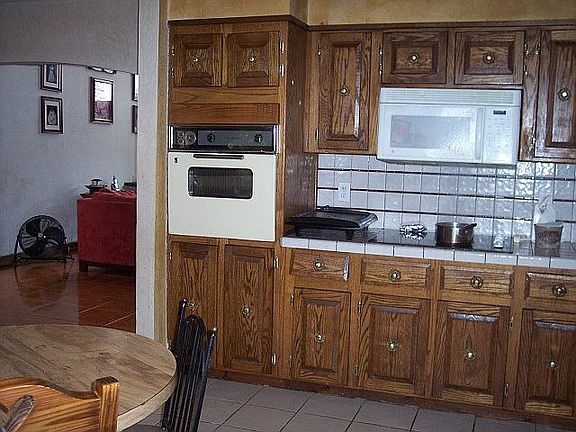2nd image of 3921 Kensington Dr