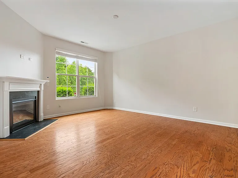72 Argonaut Dr — Photo 9