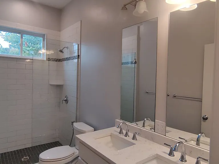 135 Franklin St #1 — Photo 17
