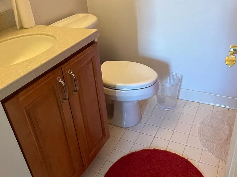 Level 2
Bedroom 1 Full Bathroom #2-Toilet/Sink