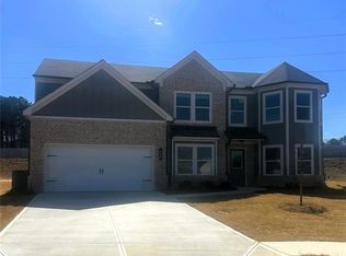 446 Rodeo Dr, Auburn, GA 30011