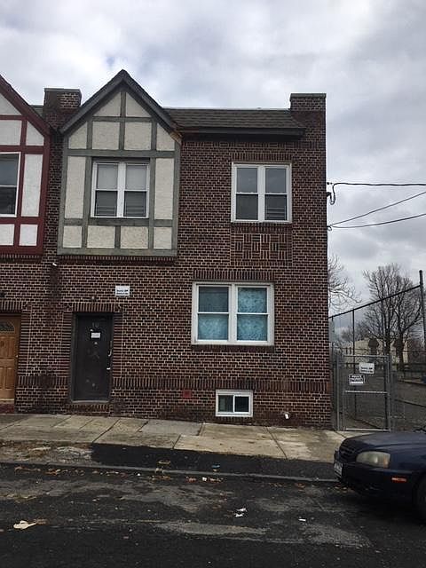 1st image of 10 Morningside Ave APT 2F